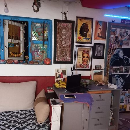 Kasba De L'Artiste Bed & Breakfast Мирлефт Екстериор снимка